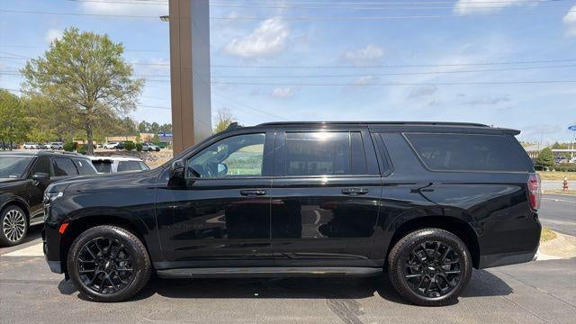 2023 Chevrolet Suburban RST
