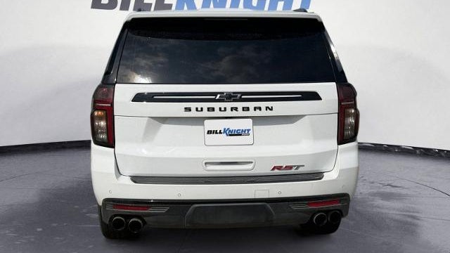 2023 Chevrolet Suburban RST