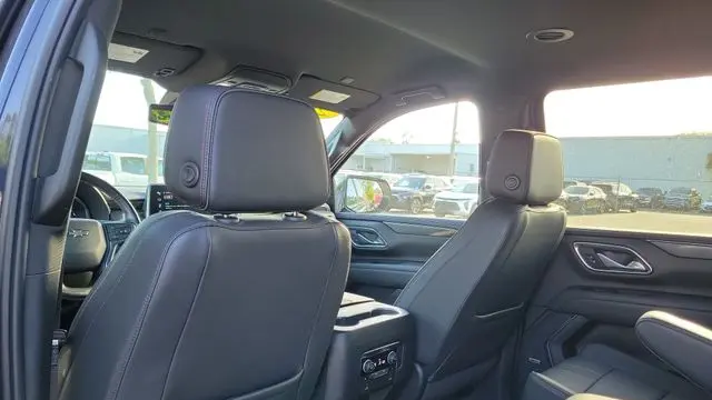 2022 Chevrolet Suburban RST