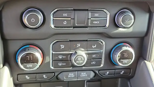 2022 Chevrolet Suburban RST