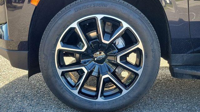2022 Chevrolet Suburban RST