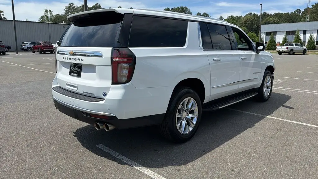 2023 Chevrolet Suburban Premier