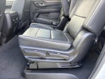 2023 Suburban Thumbnail 15