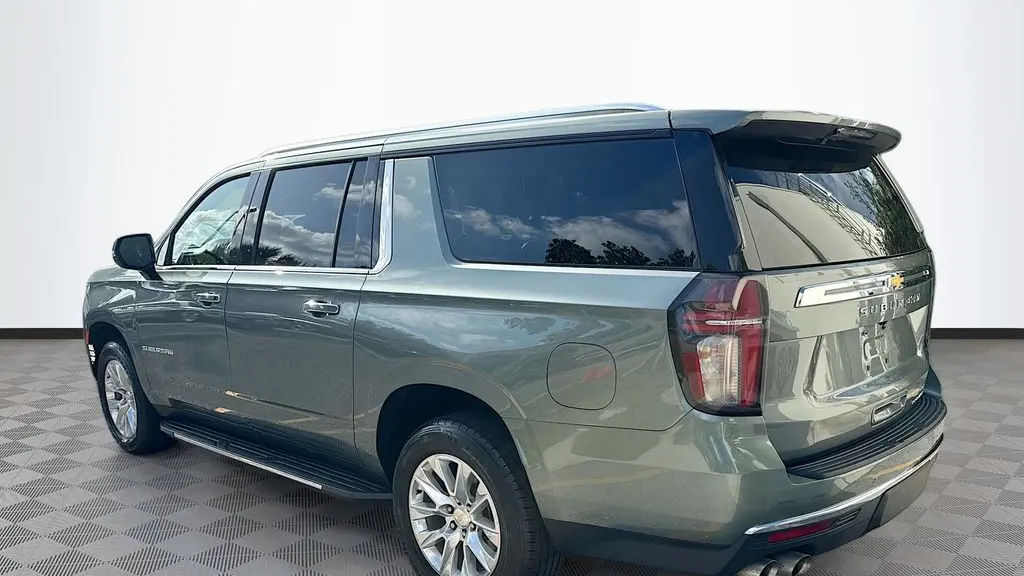 2024 Chevrolet Suburban Premier
