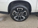2023 Suburban Thumbnail 7