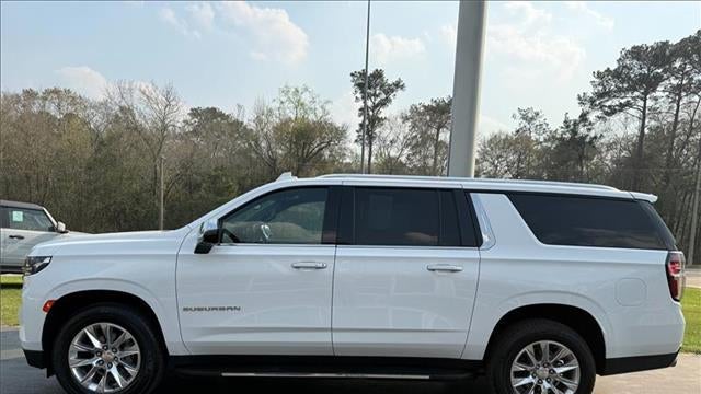 2023 Chevrolet Suburban Premier