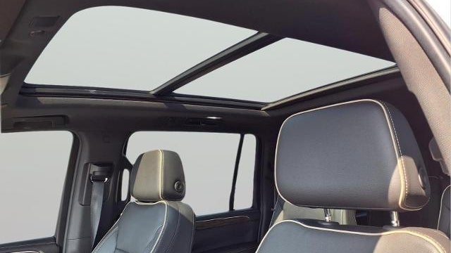 2021 Chevrolet Suburban Premier