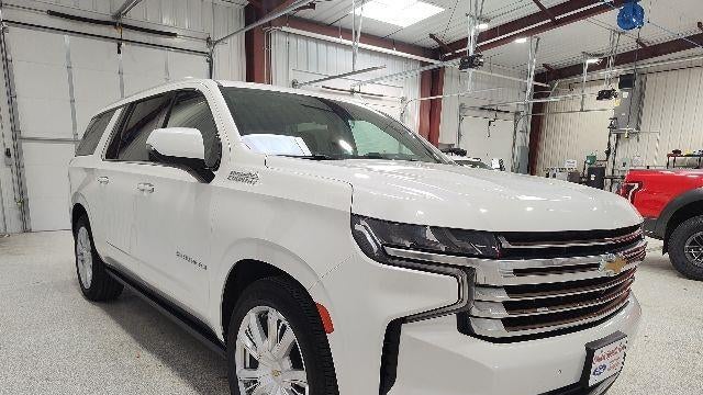 2023 Chevrolet Suburban High Country