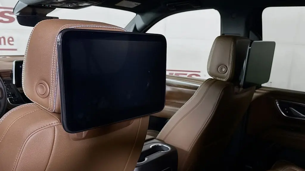 2024 Chevrolet Suburban High Country