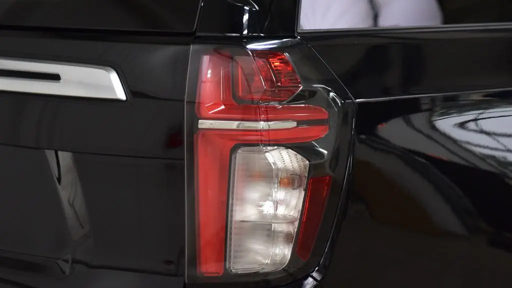 2023 Chevrolet Suburban High Country