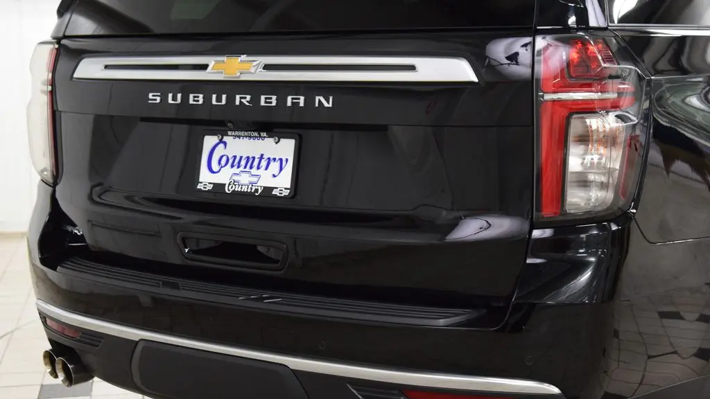 2023 Chevrolet Suburban High Country