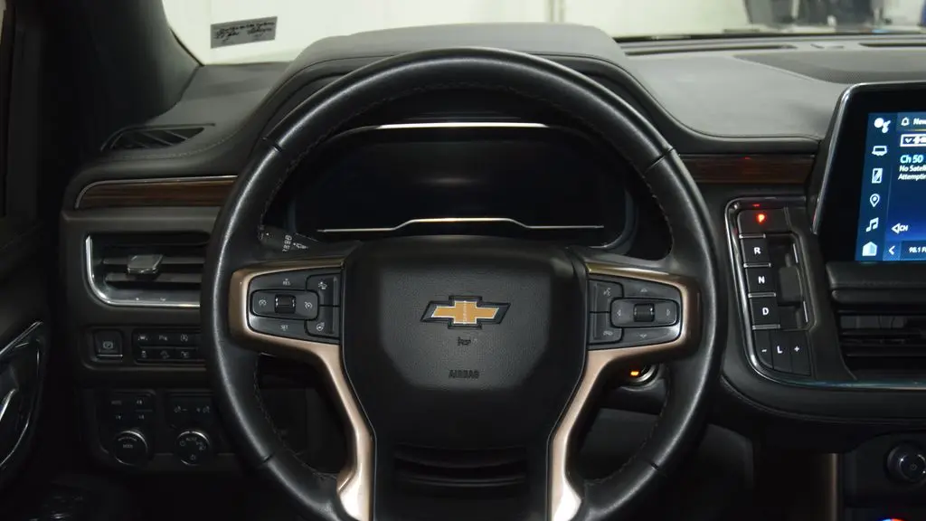 2023 Chevrolet Suburban High Country