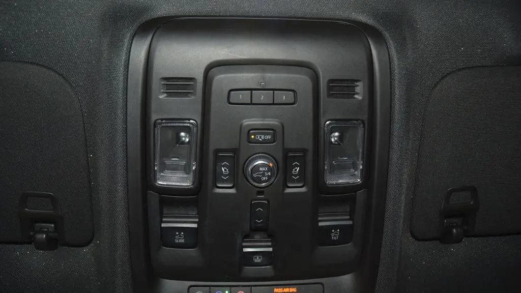 2023 Chevrolet Suburban High Country