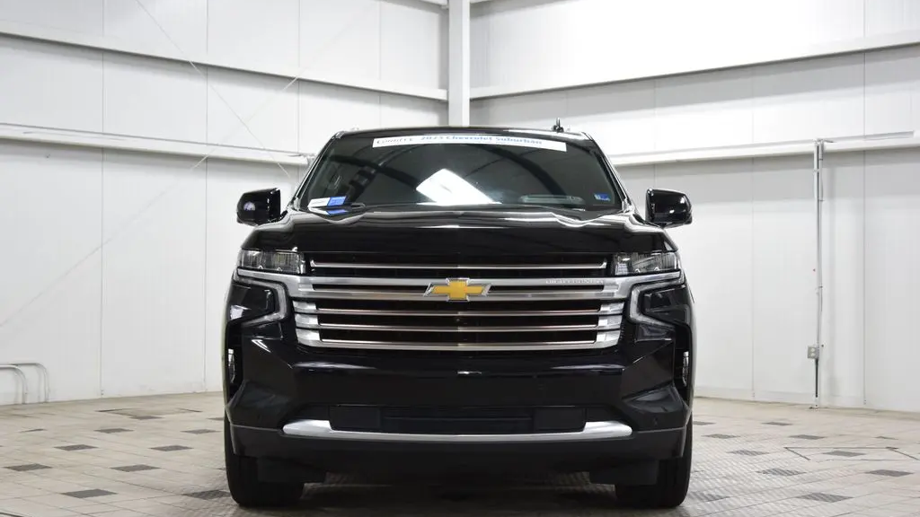 2023 Chevrolet Suburban High Country
