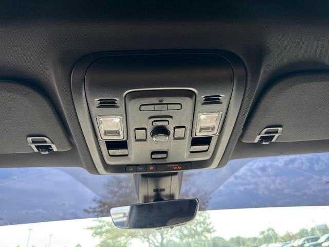 2021 Chevrolet Suburban - $39,000