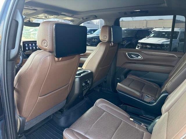 2021 Chevrolet Suburban - $39,000