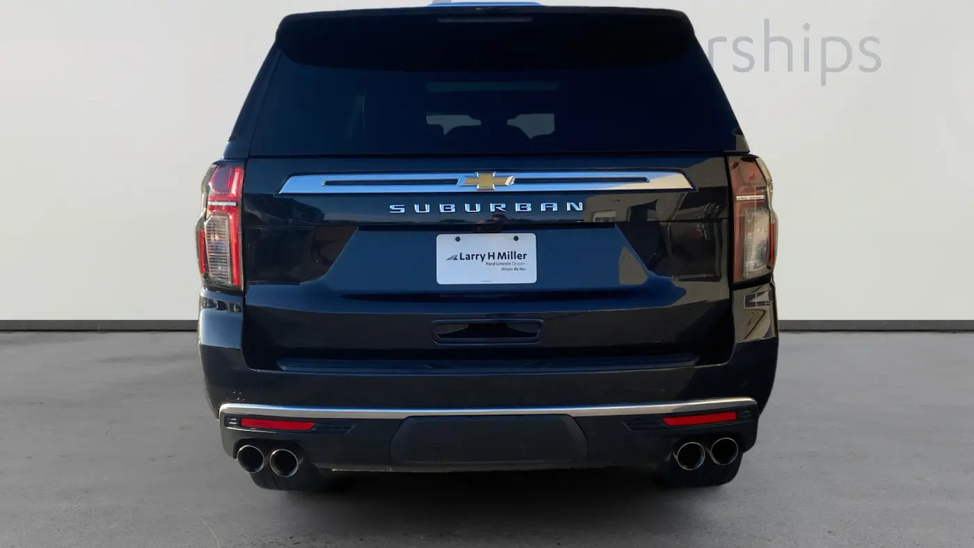 2023 Chevrolet Suburban High Country