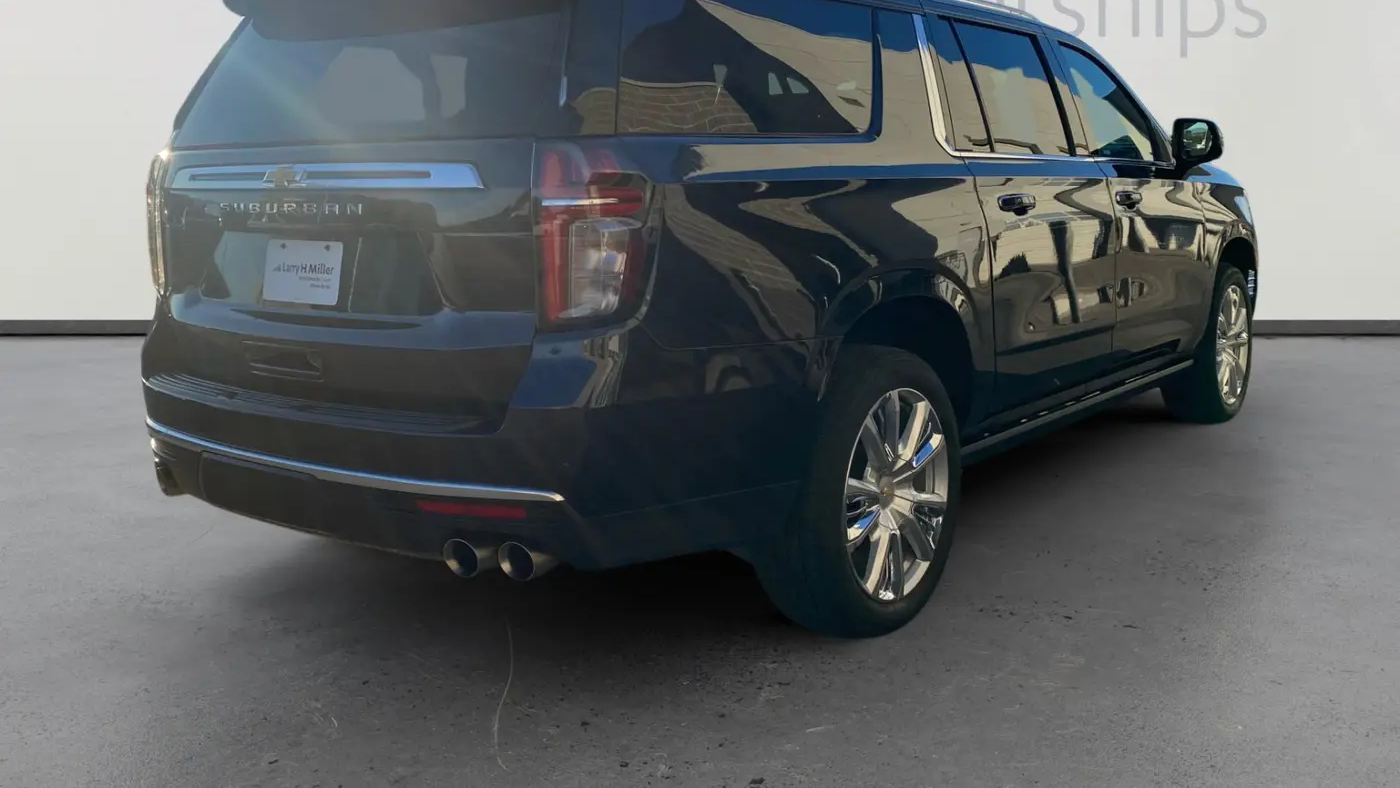 2023 Chevrolet Suburban High Country