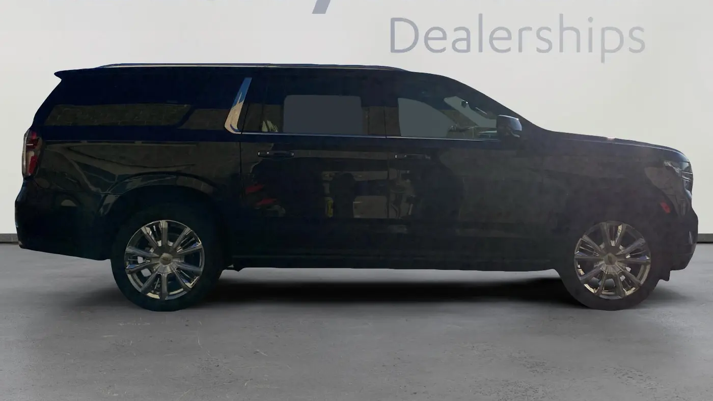 2023 Chevrolet Suburban High Country
