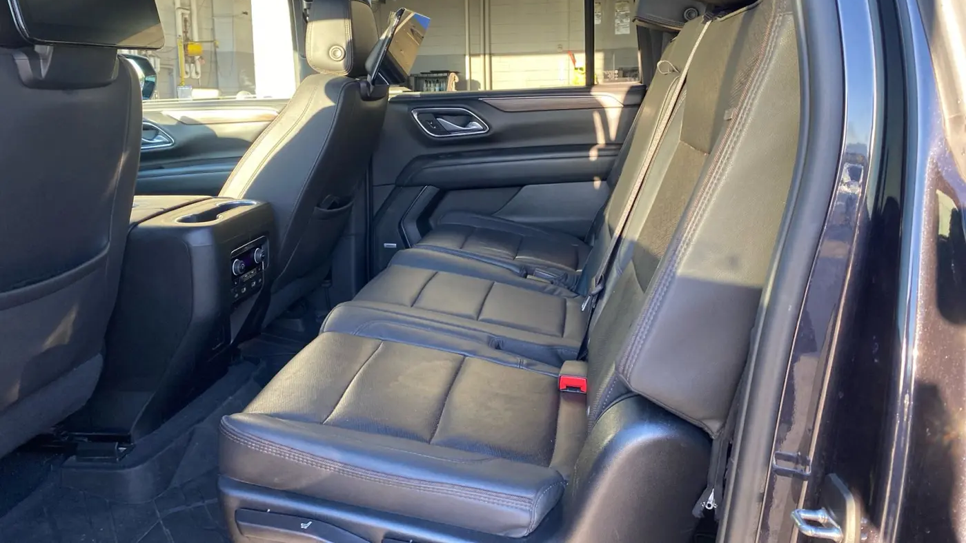 2023 Chevrolet Suburban High Country