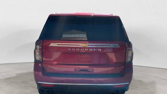 2023 Chevrolet Suburban High Country
