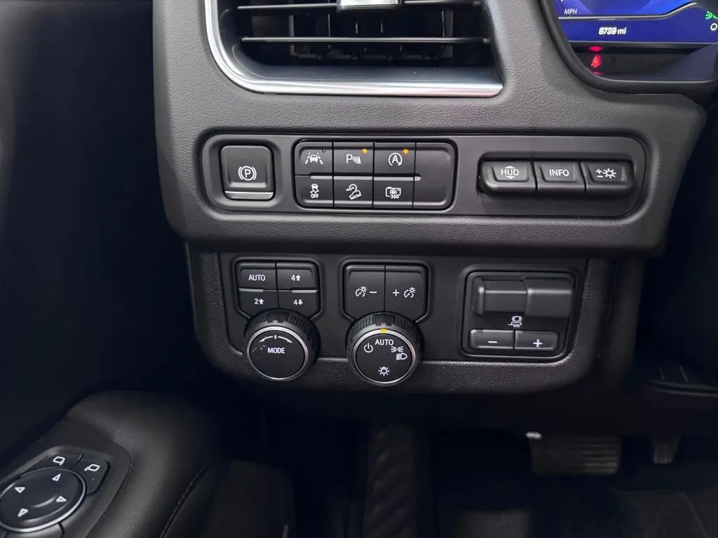 2024 Chevrolet Suburban - $72,987