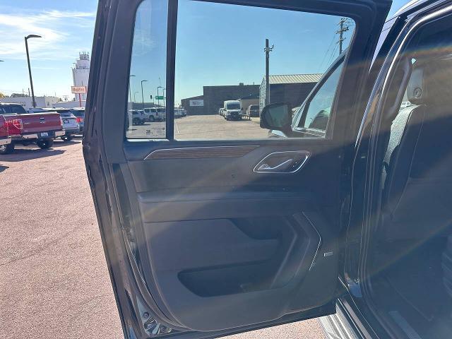 2023 Chevrolet Suburban - $60,900