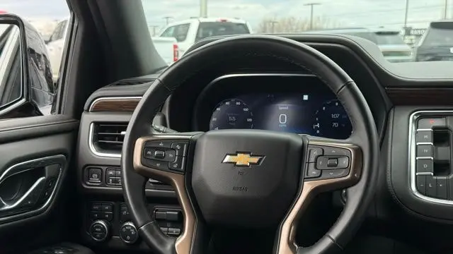 2023 Chevrolet Suburban High Country
