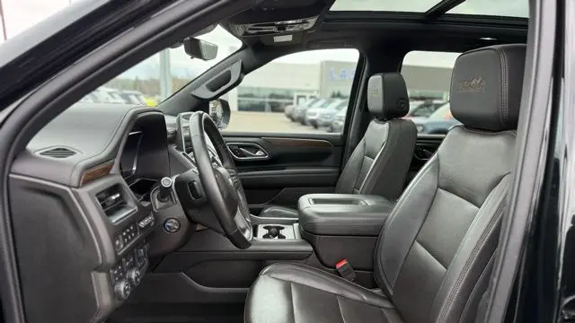 2023 Chevrolet Suburban High Country