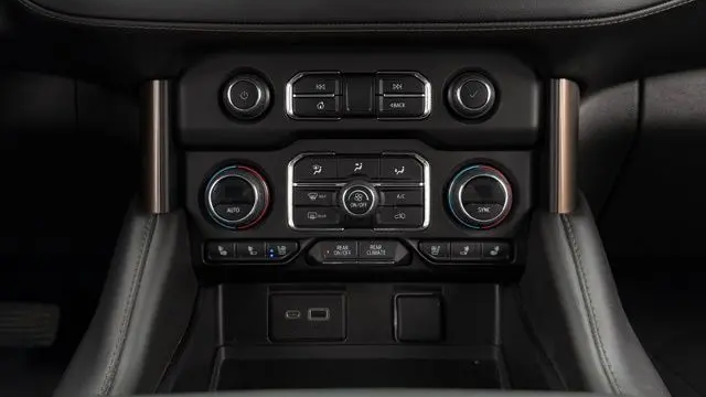 2023 Chevrolet Suburban High Country