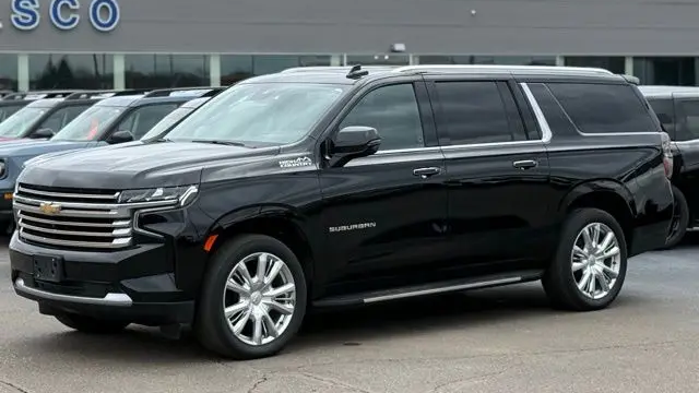 2023 Chevrolet Suburban High Country
