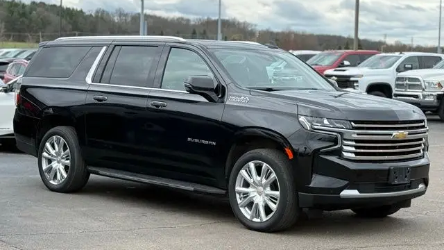 2023 Chevrolet Suburban High Country
