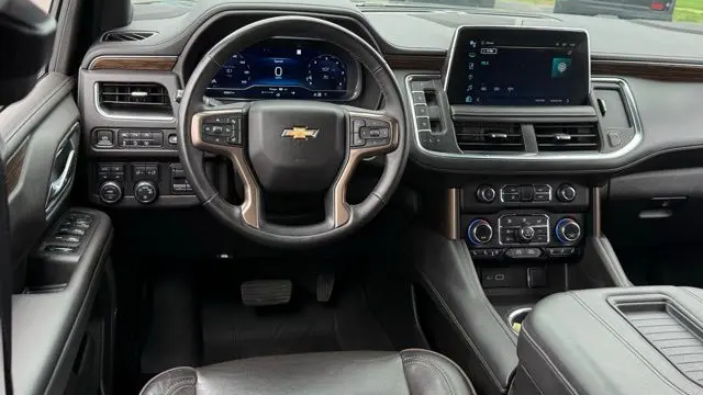 2023 Chevrolet Suburban High Country