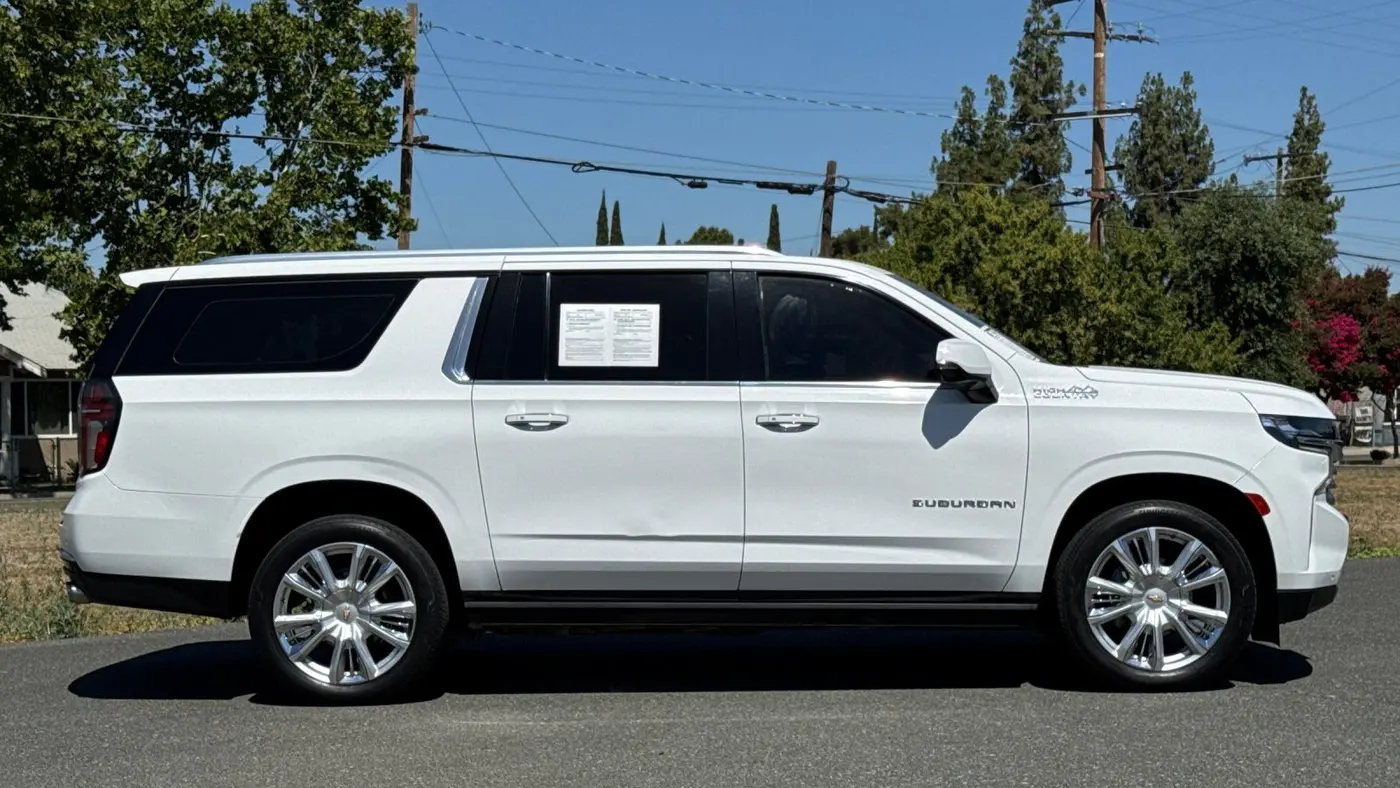 2021 Chevrolet Suburban High Country