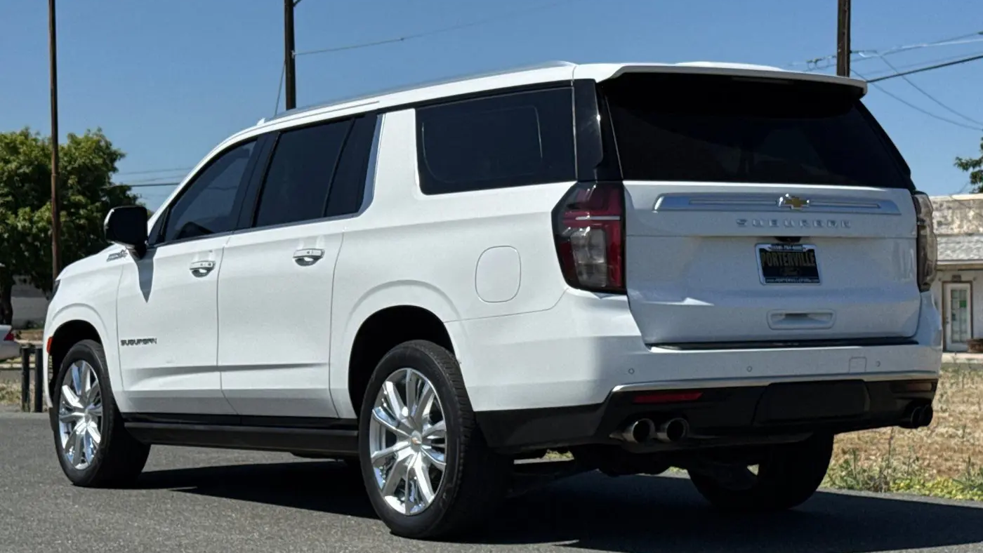 2021 Chevrolet Suburban High Country