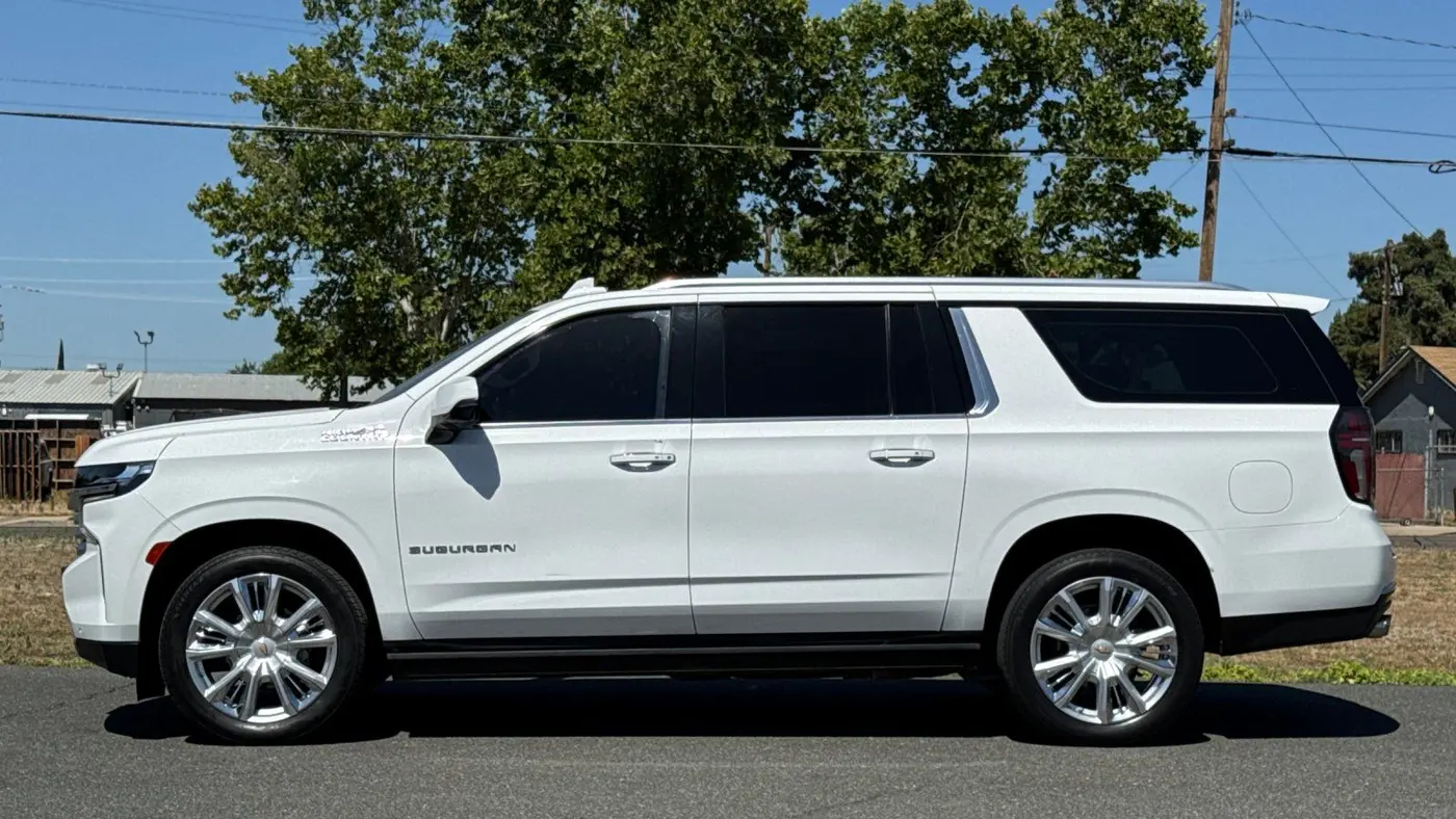 2021 Chevrolet Suburban High Country
