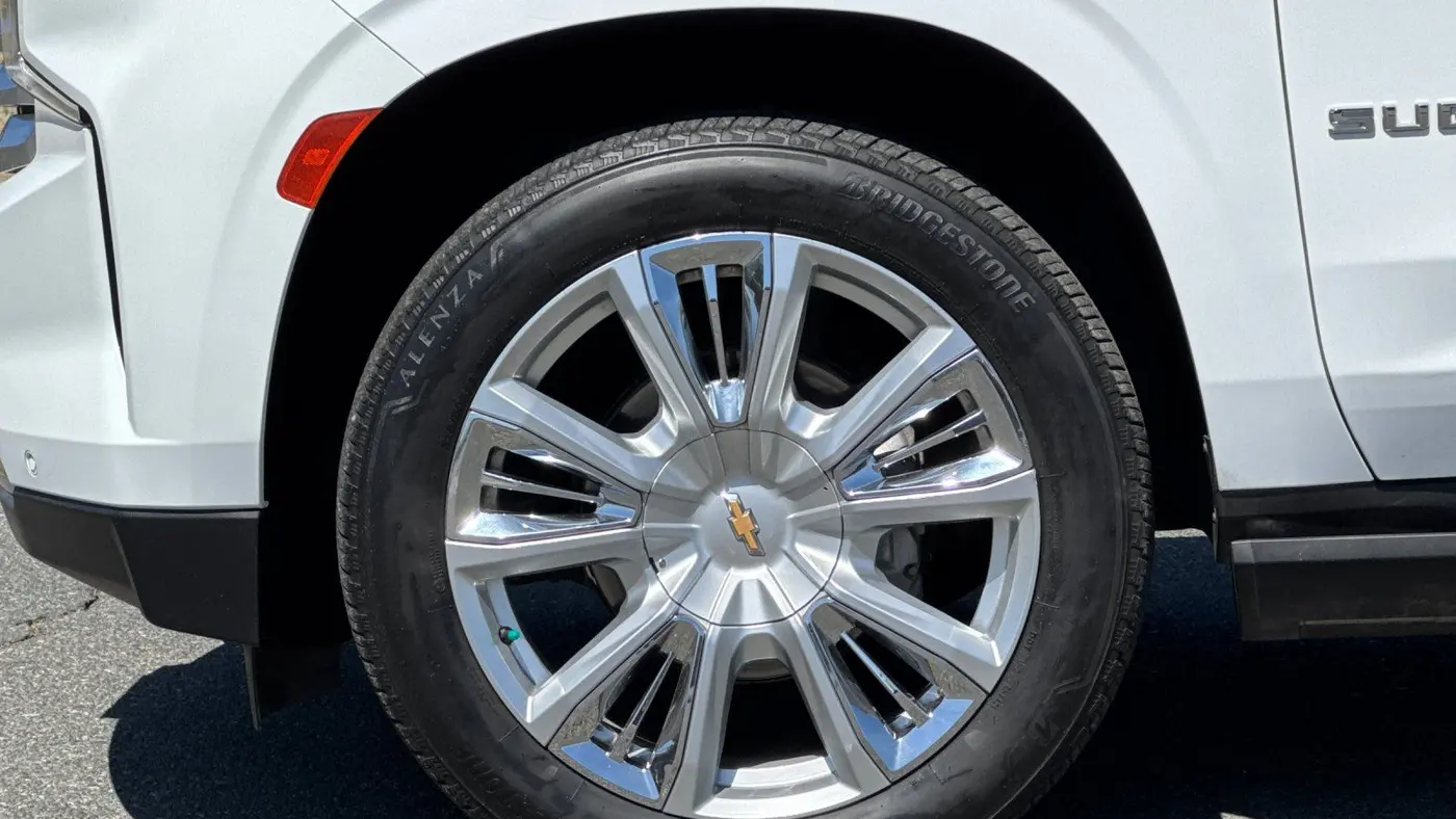 2021 Chevrolet Suburban High Country