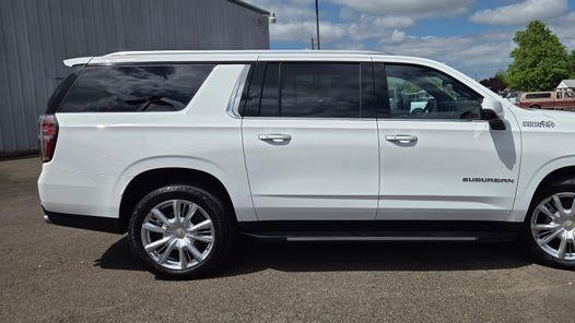 2023 Chevrolet Suburban High Country