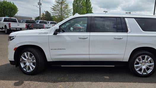 2023 Chevrolet Suburban High Country