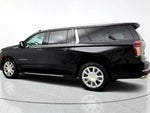2023 Suburban Thumbnail 7