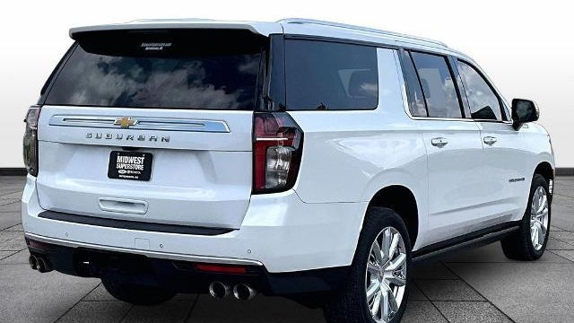 2023 Chevrolet Suburban High Country