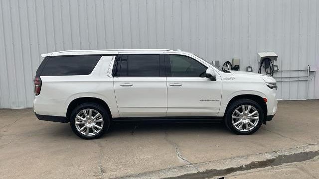 2024 Chevrolet Suburban High Country