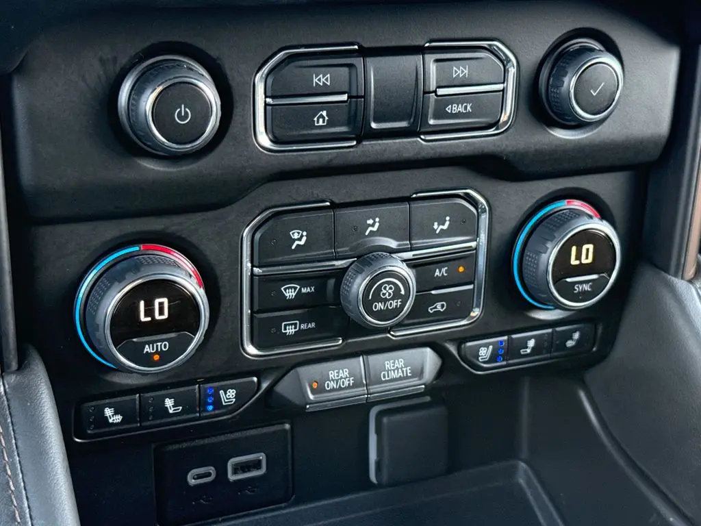 2024 Chevrolet Suburban - $65,900