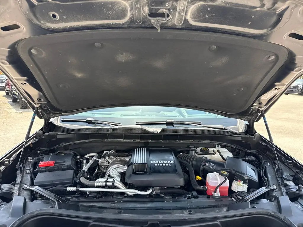 2024 Chevrolet Suburban - $65,900