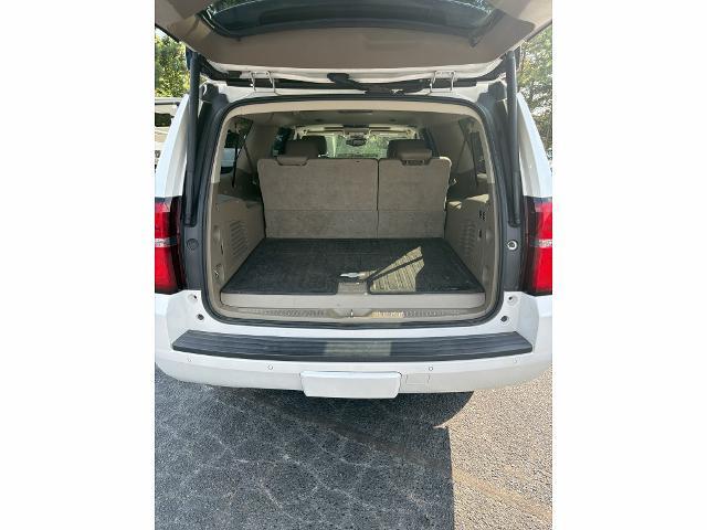2017 Chevrolet Suburban - $11,853