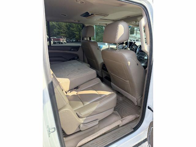 2017 Chevrolet Suburban - $11,853