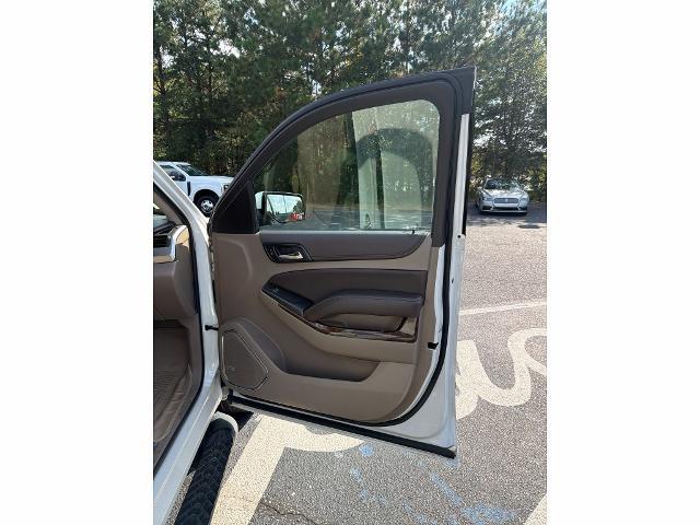 2017 Chevrolet Suburban - $11,853