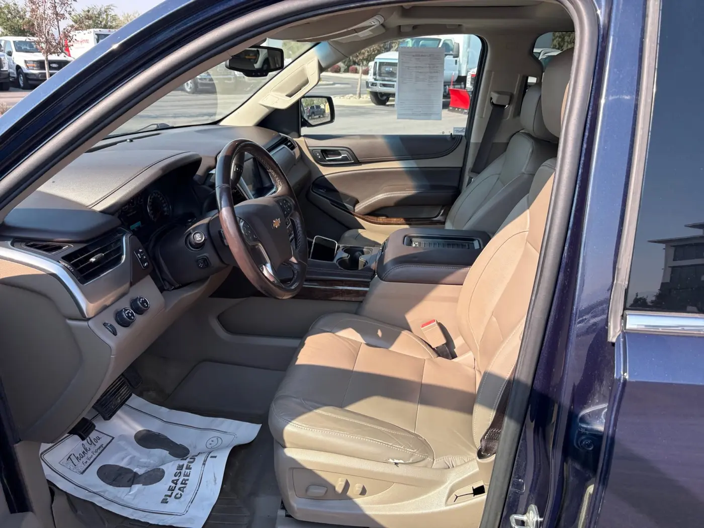 2017 Chevrolet Suburban - $14,888