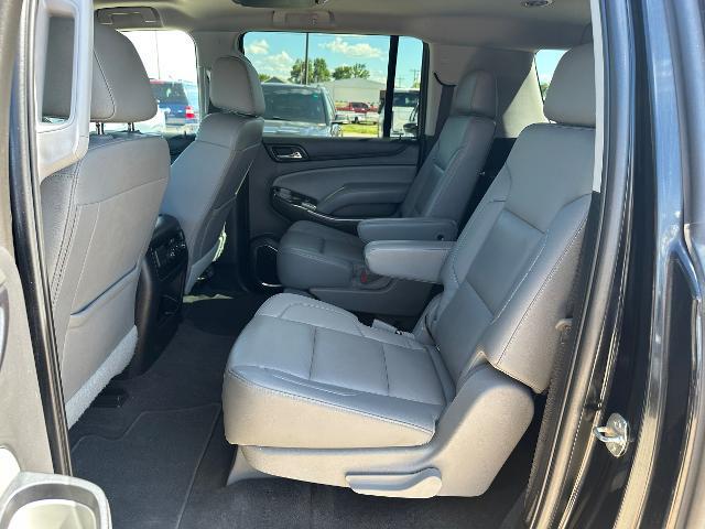 2020 Chevrolet Suburban - $19,900