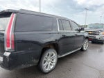 2016 Suburban Thumbnail 12